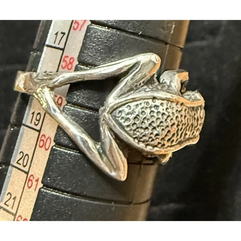Vintage Sterling Silver 925  Frog Ring Size 8.75